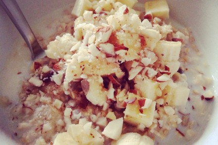 Date and banana porridge