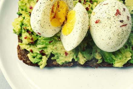 Smashed avocado and eggs recipe