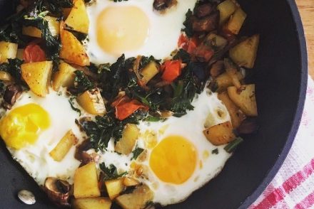 Baked egg breakfast pan recipe