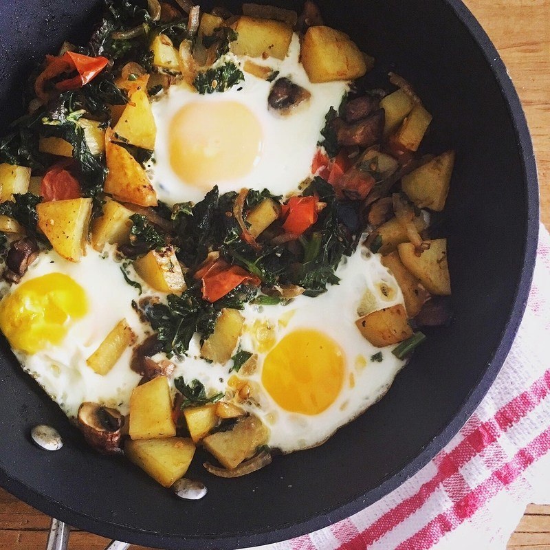 Baked egg breakfast pan recipe 