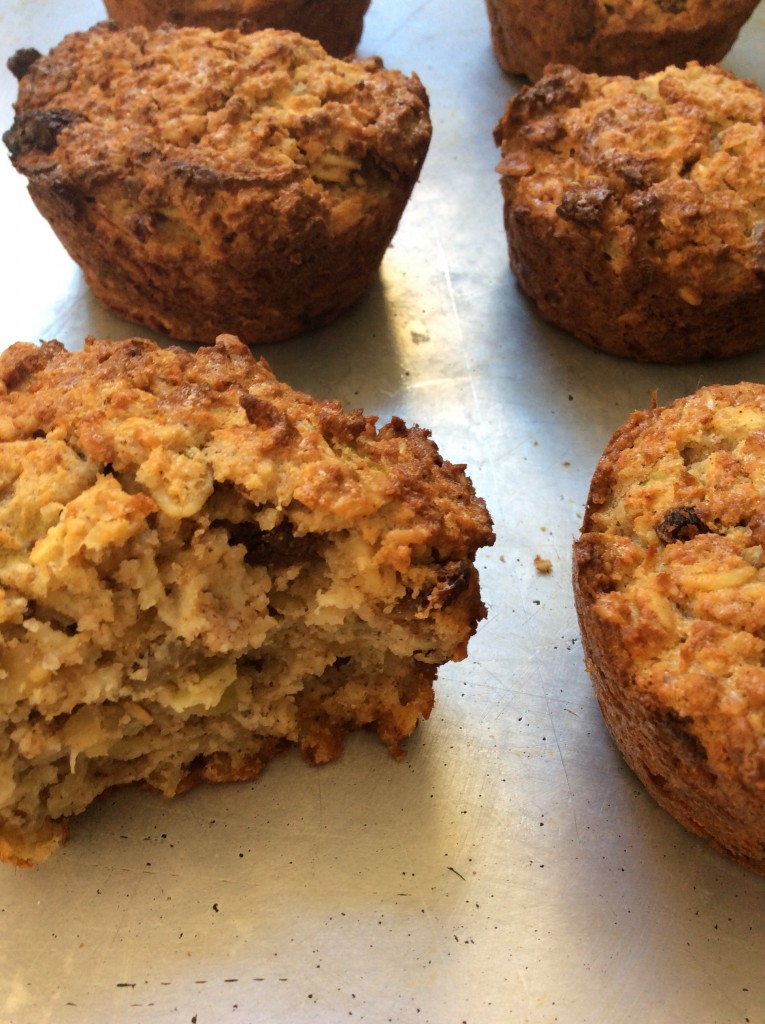 Apple and sultana muffins – Healthy eating recipes | eatwise