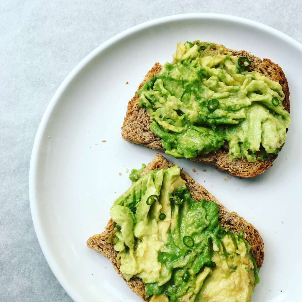 Avocado toast with chilli and lime