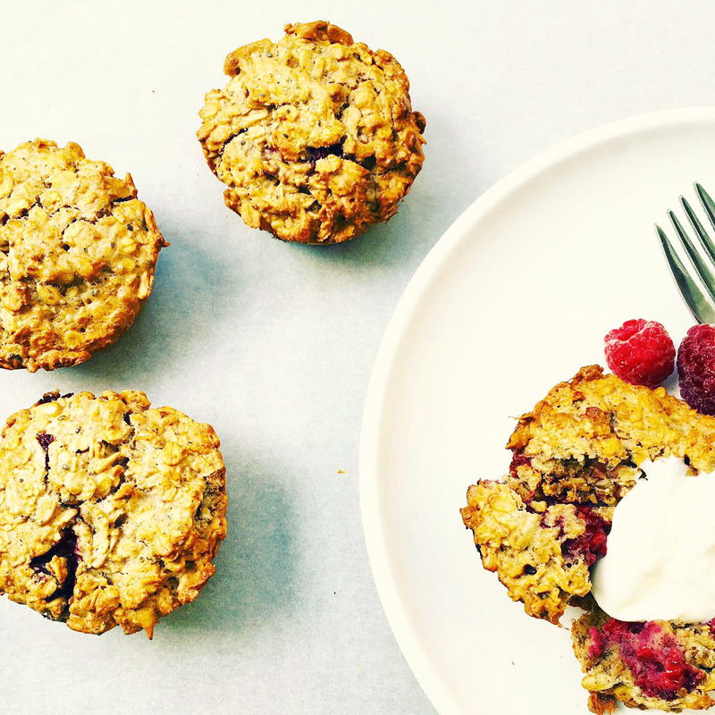 Raspberry, peanut butter oat bites recipe